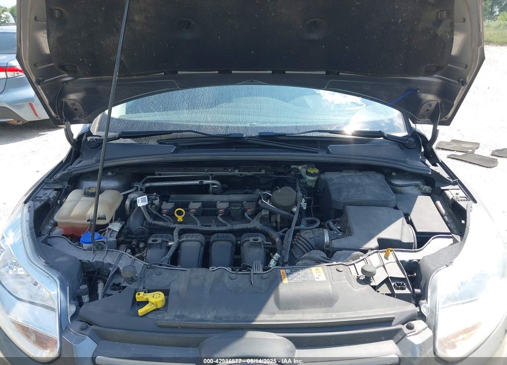 2014 FORD FOCUS VIN: 1FADP3K22EL415295