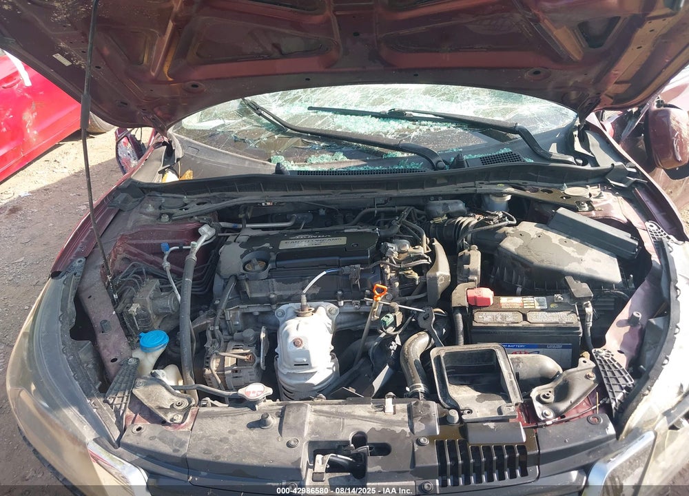 2013 HONDA ACCORD VIN: 1HGCR2F82DA135123