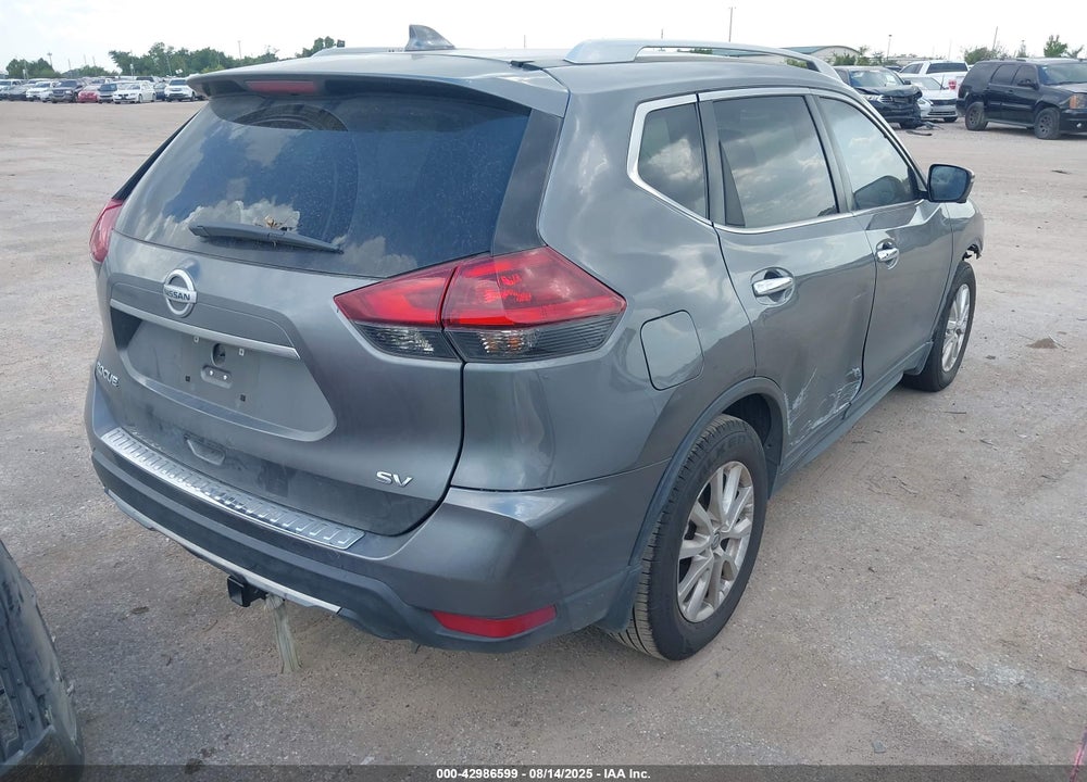 2018 NISSAN ROGUE VIN: 5N1AT2MTXJC847051
