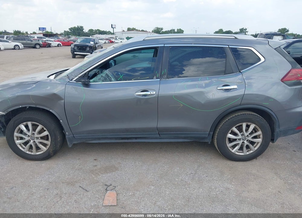 2018 NISSAN ROGUE VIN: 5N1AT2MTXJC847051