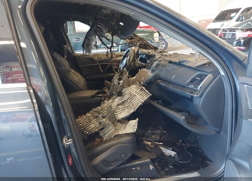 2018 VOLVO XC90 VIN: YV4102PK7J1373228