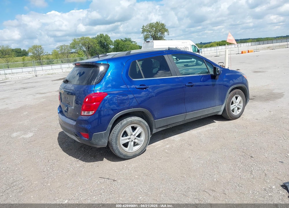 2017 CHEVROLET TRAX VIN: 3GNCJLSB5HL151447