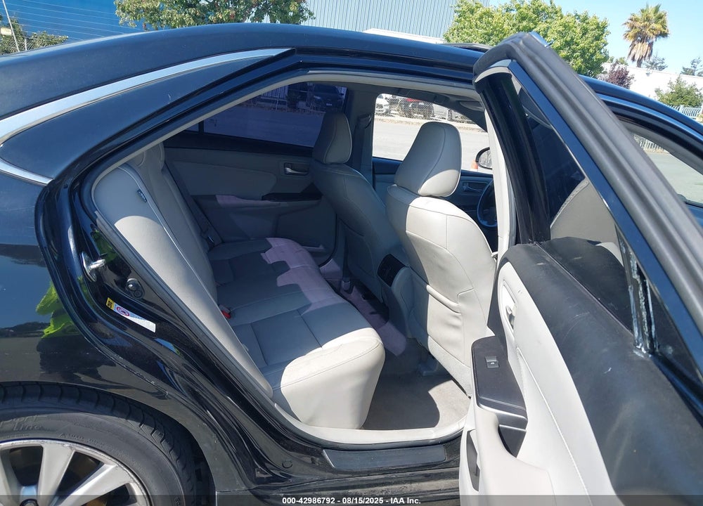 2015 TOYOTA CAMRY HYBRID XLE VIN: 4T1BD1FK8FU154903