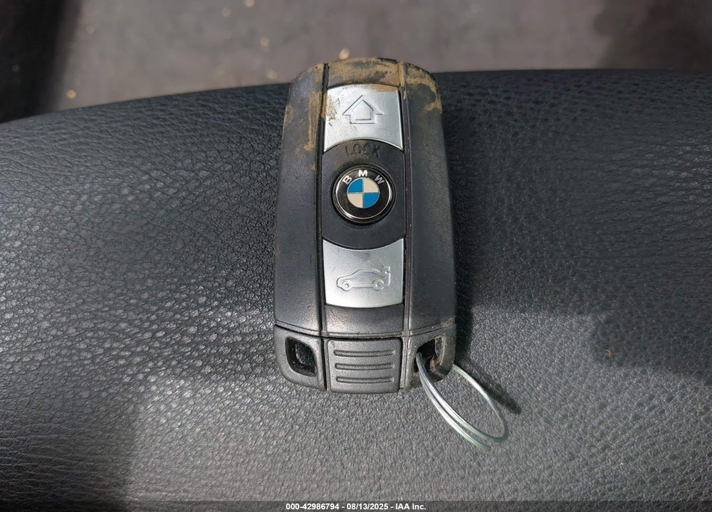 2014 BMW X1 VIN: WBAVL1C58EVY19985