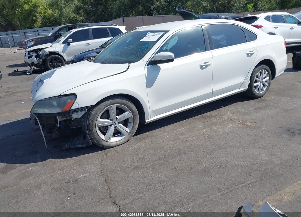 2013 VOLKSWAGEN PASSAT VIN: 1VWBP7A34DC090521