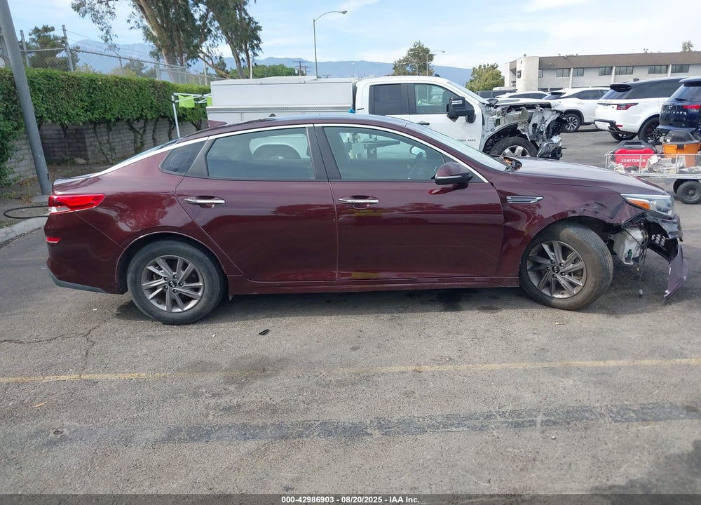2020 KIA OPTIMA VIN: 5XXGT4L34LG420818