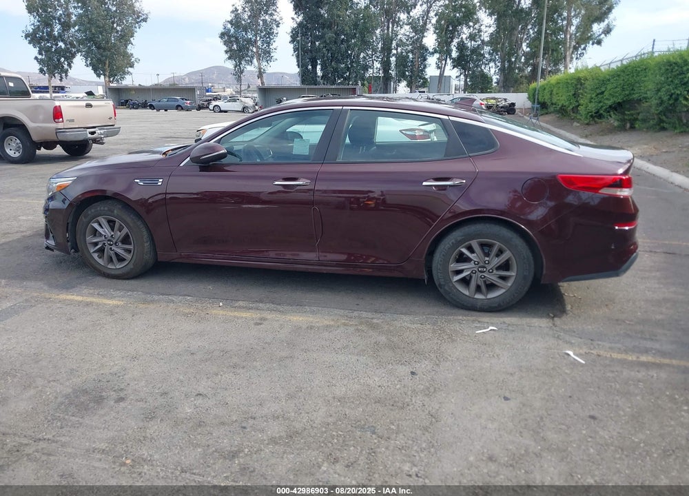 2020 KIA OPTIMA VIN: 5XXGT4L34LG420818