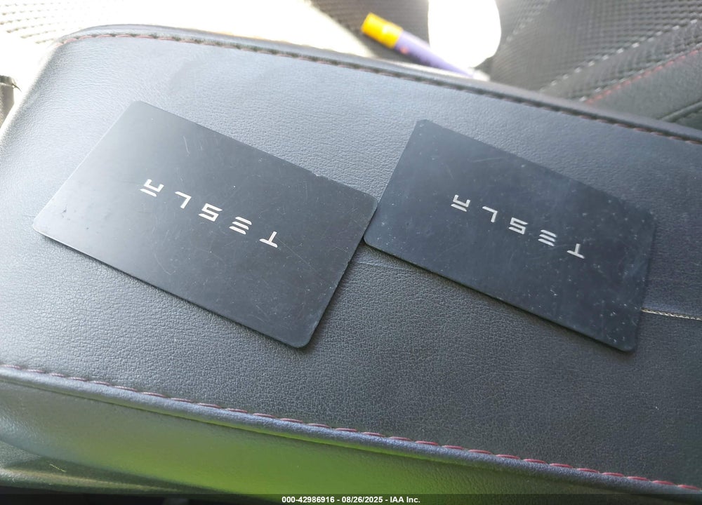 2023 TESLA MODEL Y VIN: 7SAYGDEE5PF784586