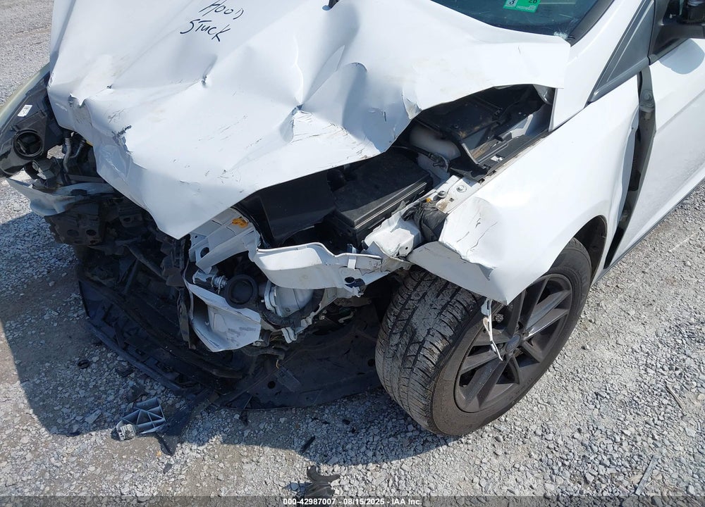 2017 FORD FOCUS VIN: 1FADP3FE7HL289315