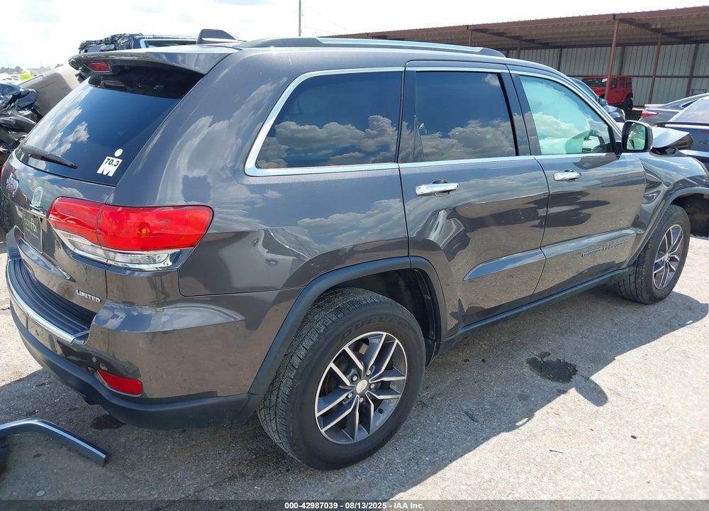 2017 JEEP GRAND CHEROKEE VIN: 1C4RJEBG7HC827757