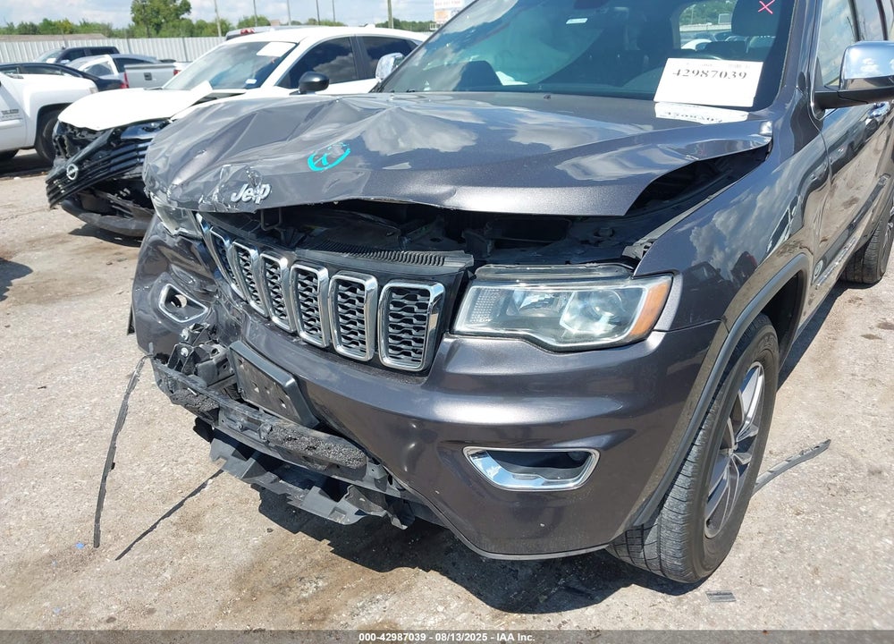 2017 JEEP GRAND CHEROKEE VIN: 1C4RJEBG7HC827757