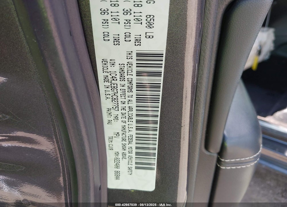 2017 JEEP GRAND CHEROKEE VIN: 1C4RJEBG7HC827757