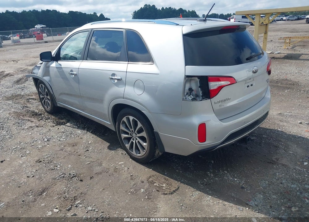 2014 KIA SORENTO VIN: 5XYKW4A79EG452038