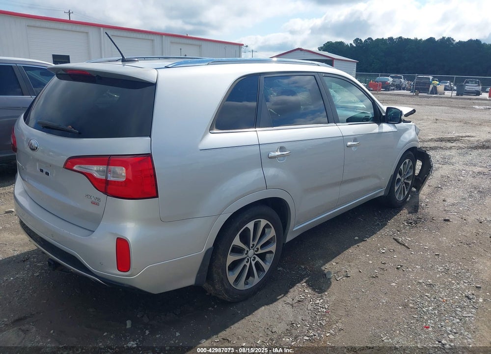 2014 KIA SORENTO VIN: 5XYKW4A79EG452038