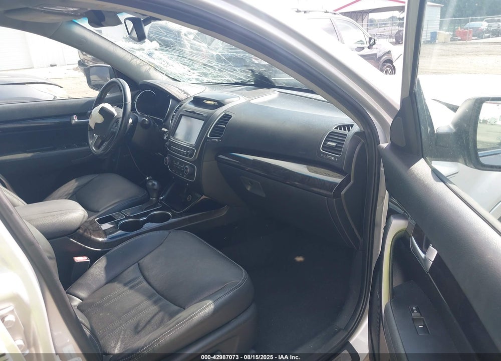 2014 KIA SORENTO VIN: 5XYKW4A79EG452038