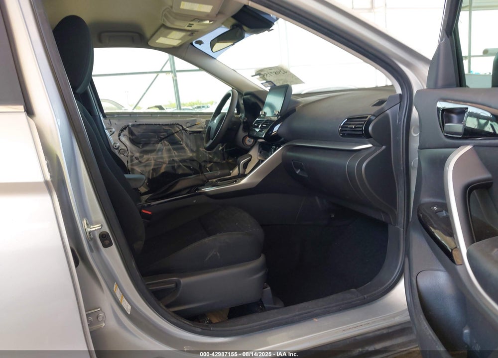 2023 MITSUBISHI ECLIPSE VIN: JA4ATVAA5PZ002066