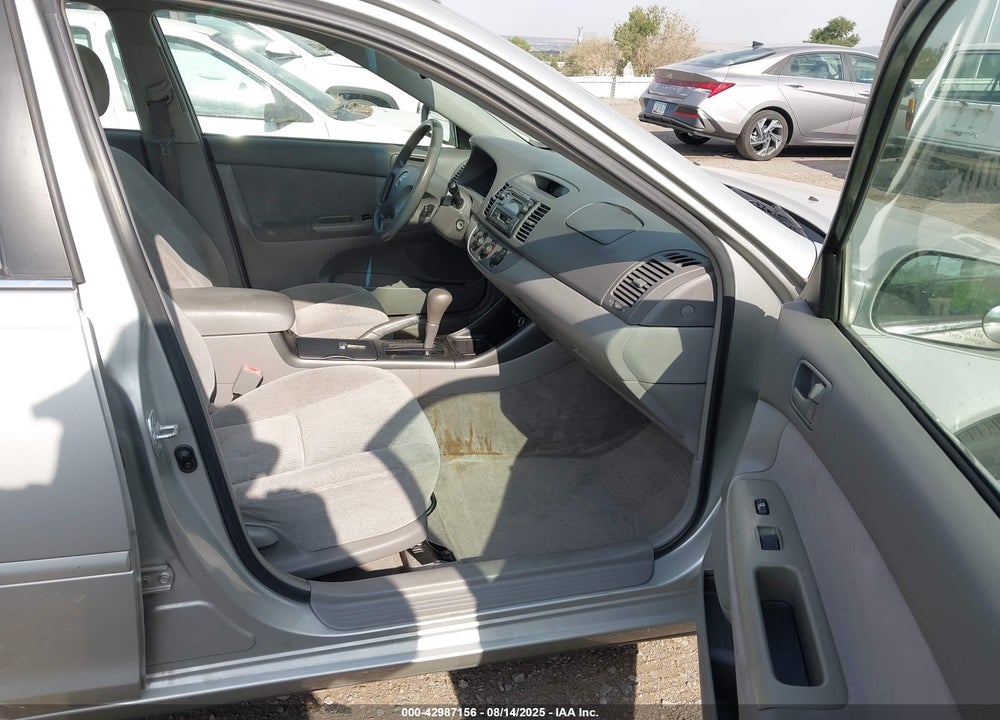 2003 TOYOTA CAMRY LE VIN: 4T1BE32K83U153583