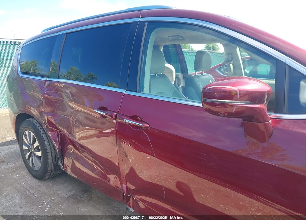 2021 CHRYSLER PACIFICA HYBRID TOURING L VIN: 2C4RC1L71MR591531