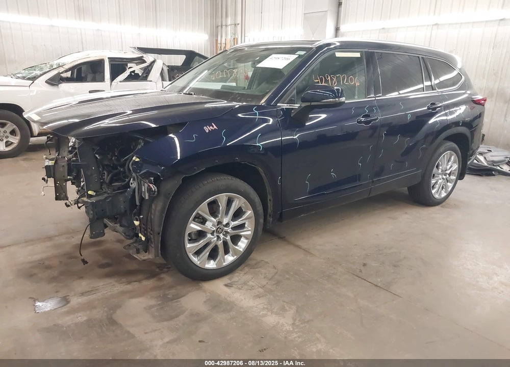 2023 TOYOTA HIGHLANDER VIN: 5TDKDRBH8PS016653