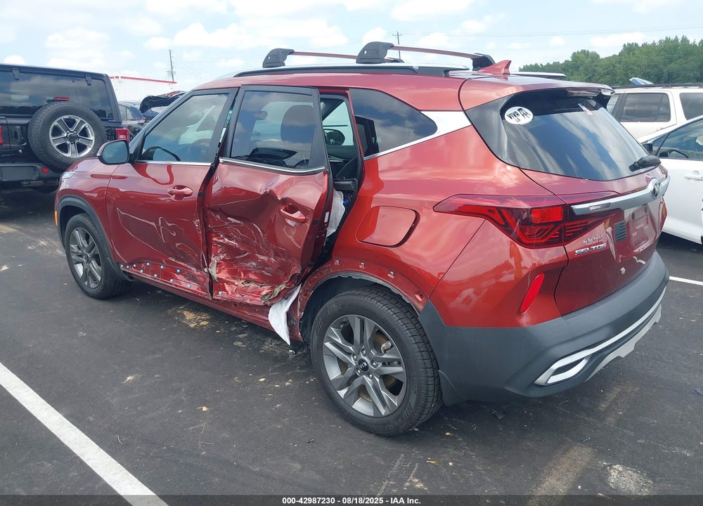 2021 KIA SELTOS VIN: KNDEU2AA2M7090777