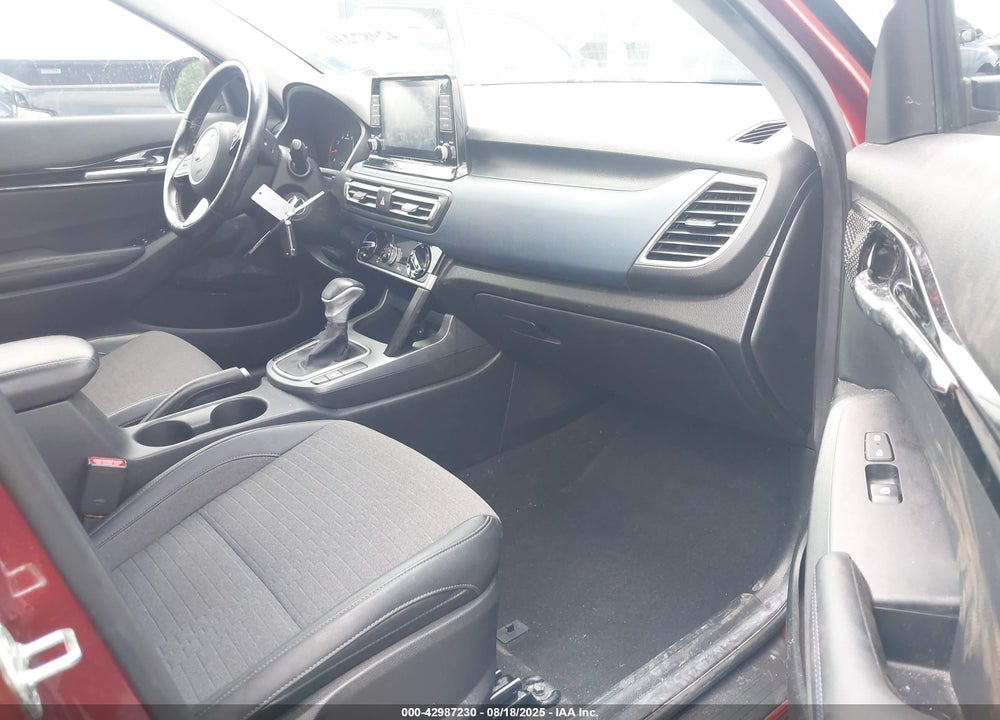 2021 KIA SELTOS VIN: KNDEU2AA2M7090777