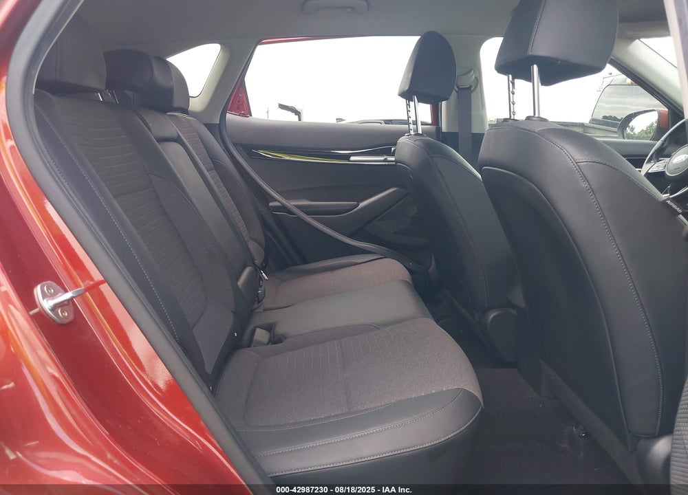 2021 KIA SELTOS VIN: KNDEU2AA2M7090777