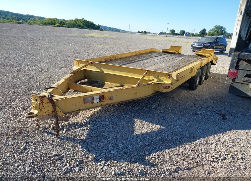 1975 GENERAL TRAILER CO UNK VIN: 9D75217