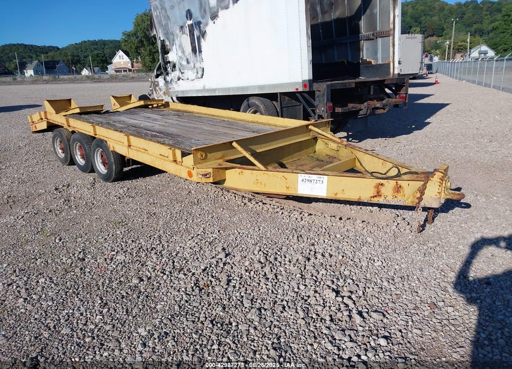1975 GENERAL TRAILER CO UNK VIN: 9D75217