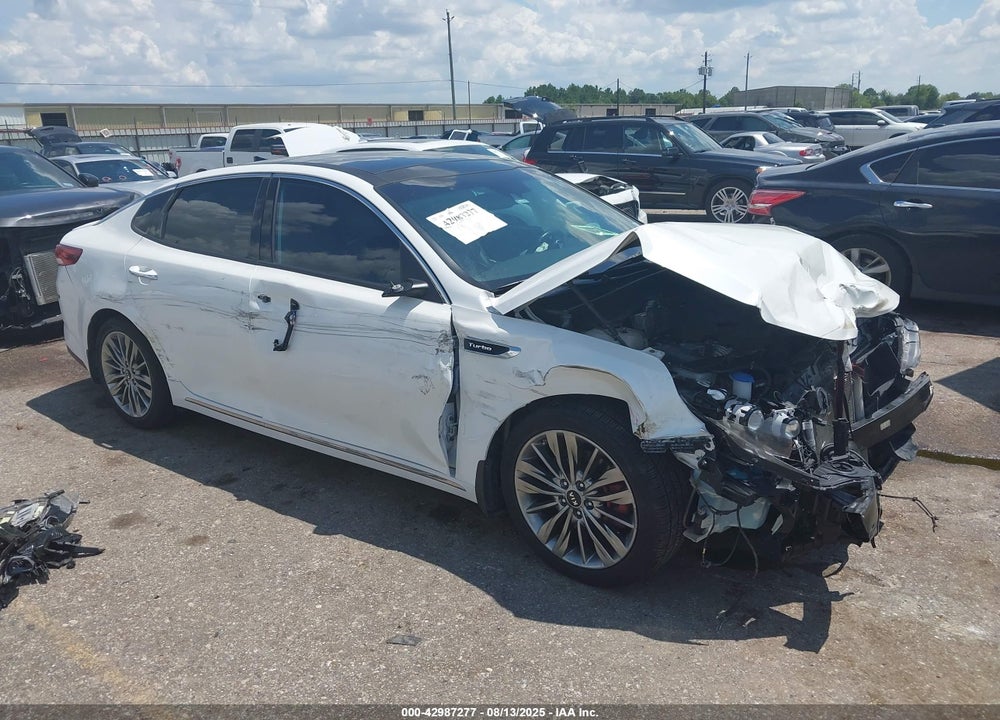 2019 KIA OPTIMA VIN: 5XXGV4L24KG308133