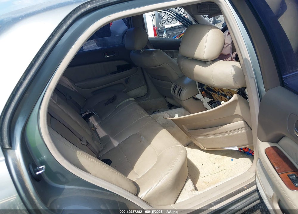 1995 LEXUS LS 400 VIN: JT8UF22EXS0023985