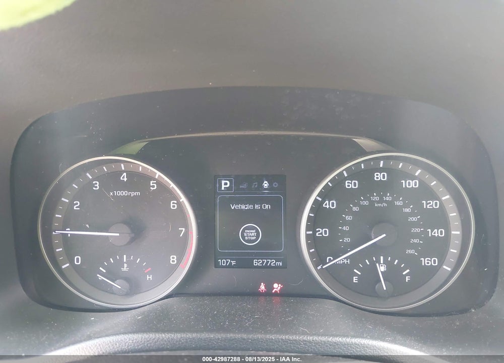2017 HYUNDAI ELANTRA VIN: 5NPD84LF4HH184519