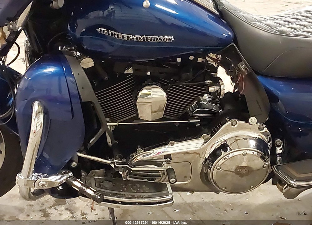 2015 HARLEY-DAVIDSON FLHTK ULTRA LIMITED VIN: 1HD1KEL12FB681399