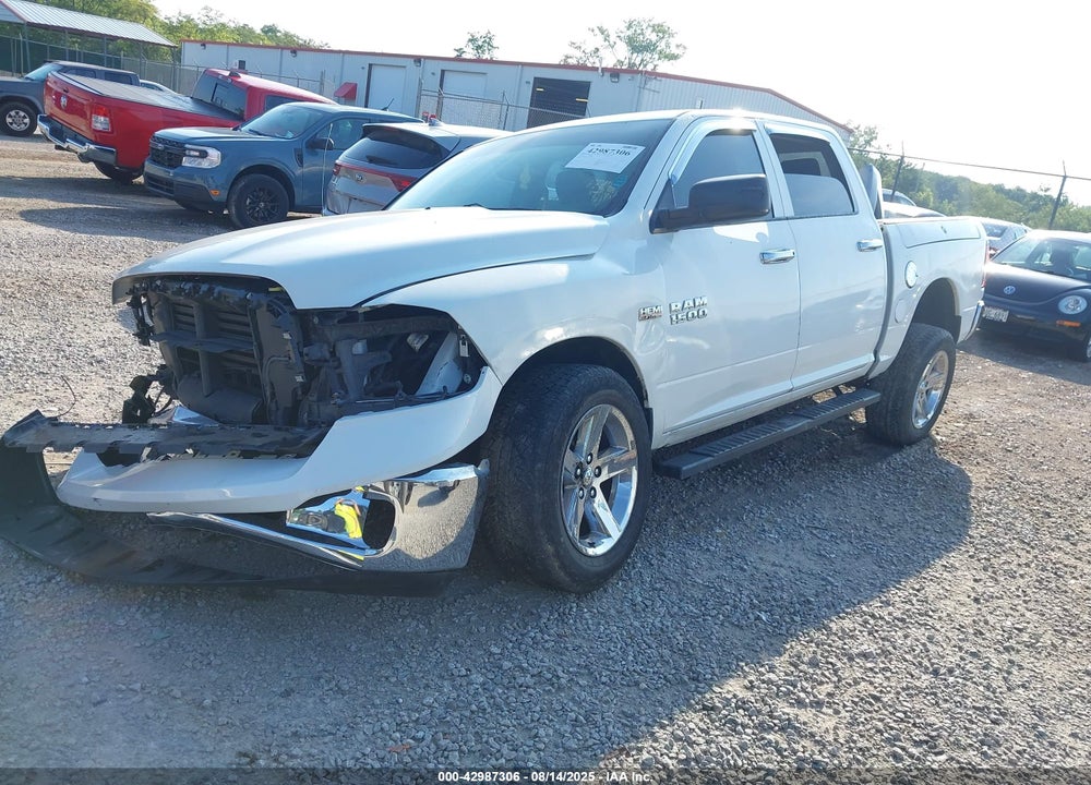 2015 RAM 1500 VIN: 1C6RR7KT9FS543820