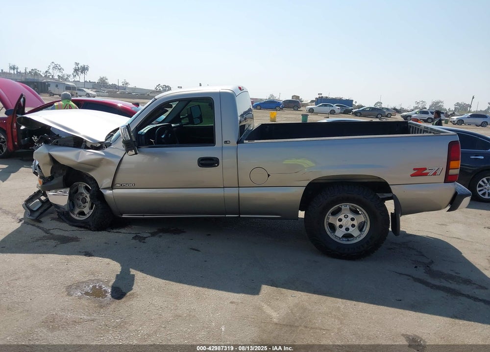 2000 CHEVROLET SILVERADO 1500 LS VIN: 1GCEK14T2YZ191504