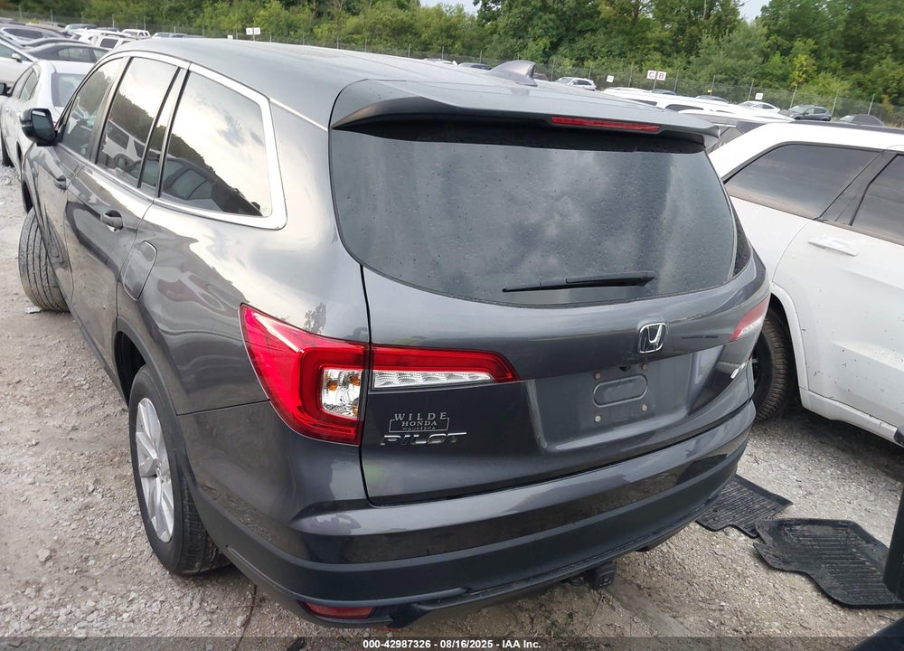 2021 HONDA PILOT AWD LX VIN: 5FNYF6H15MB019782