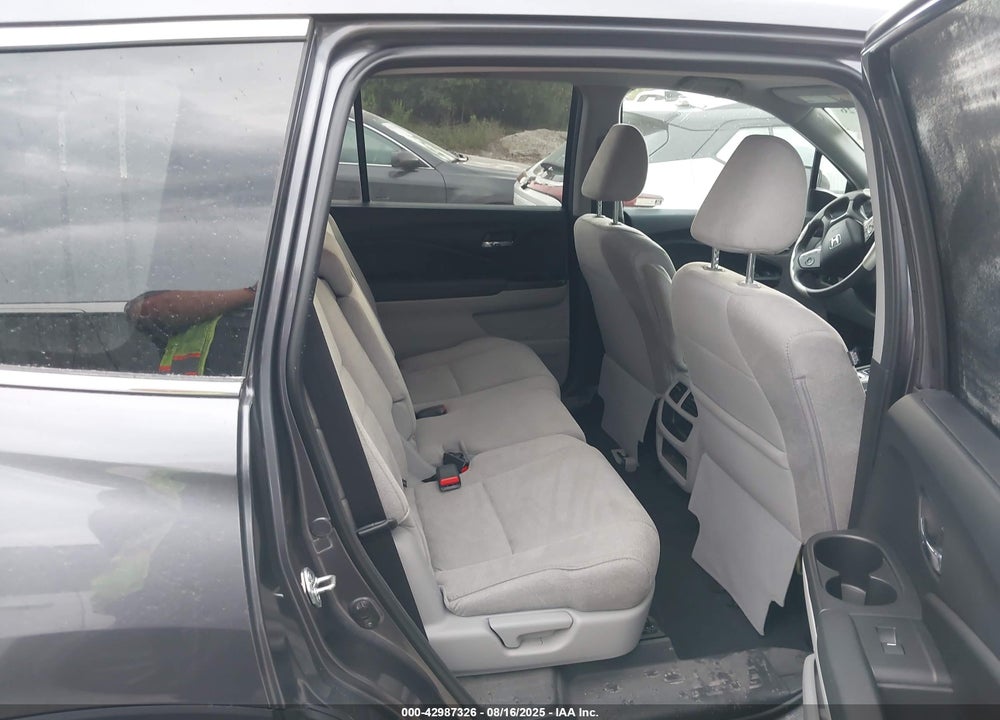2021 HONDA PILOT AWD LX VIN: 5FNYF6H15MB019782