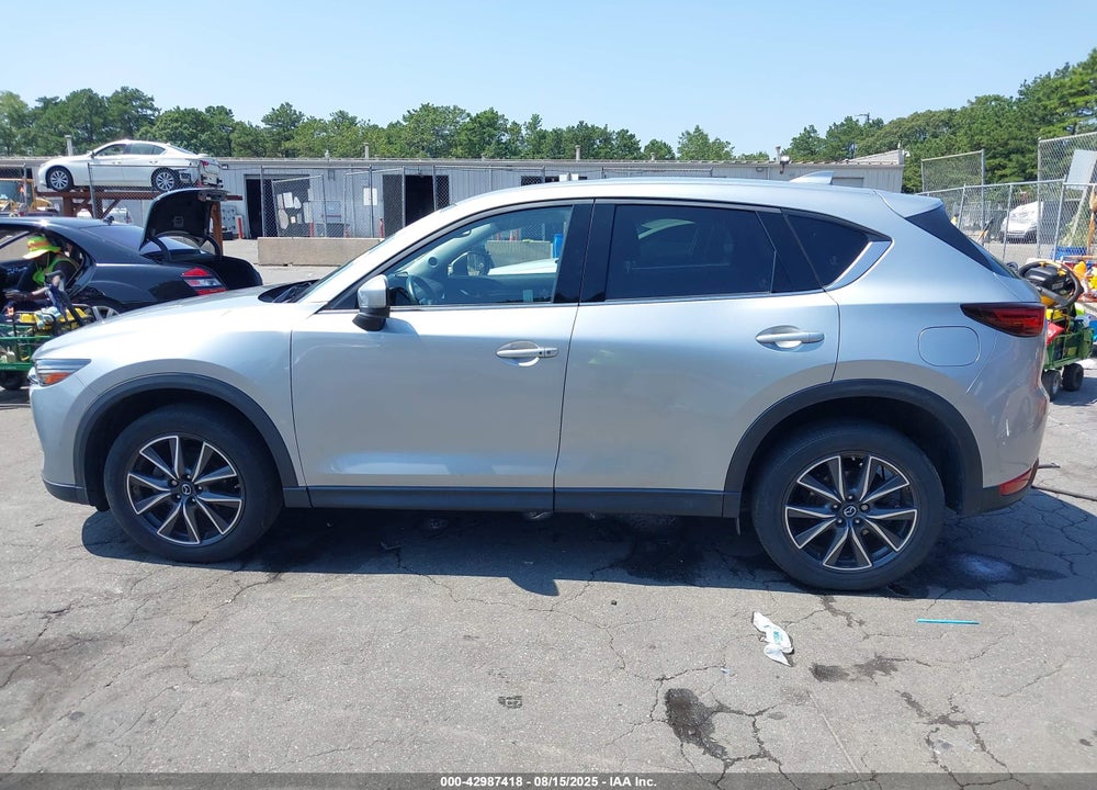 2018 MAZDA CX-5 VIN: JM3KFADM1J0315201