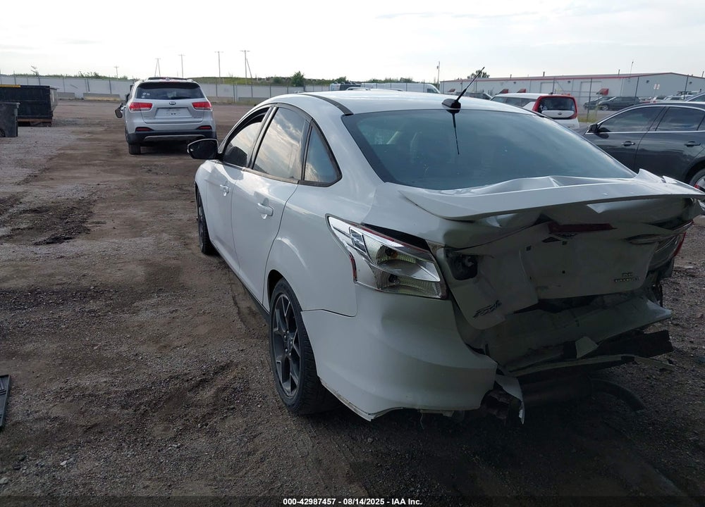 2014 FORD FOCUS VIN: 1FADP3F26EL229608