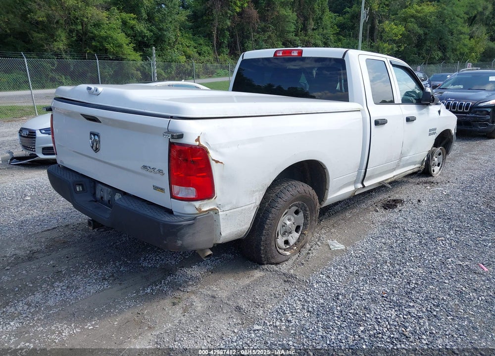 2015 RAM 1500 VIN: 1C6RR7FG3FS747395