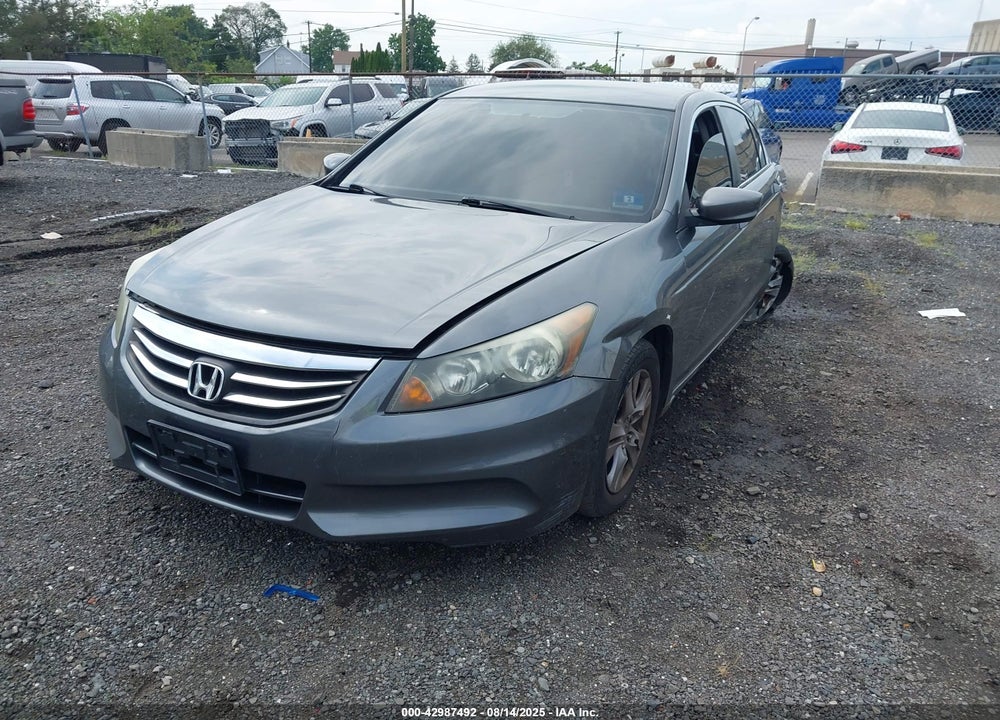 2011 HONDA ACCORD VIN: 1HGCP2F60BA028489