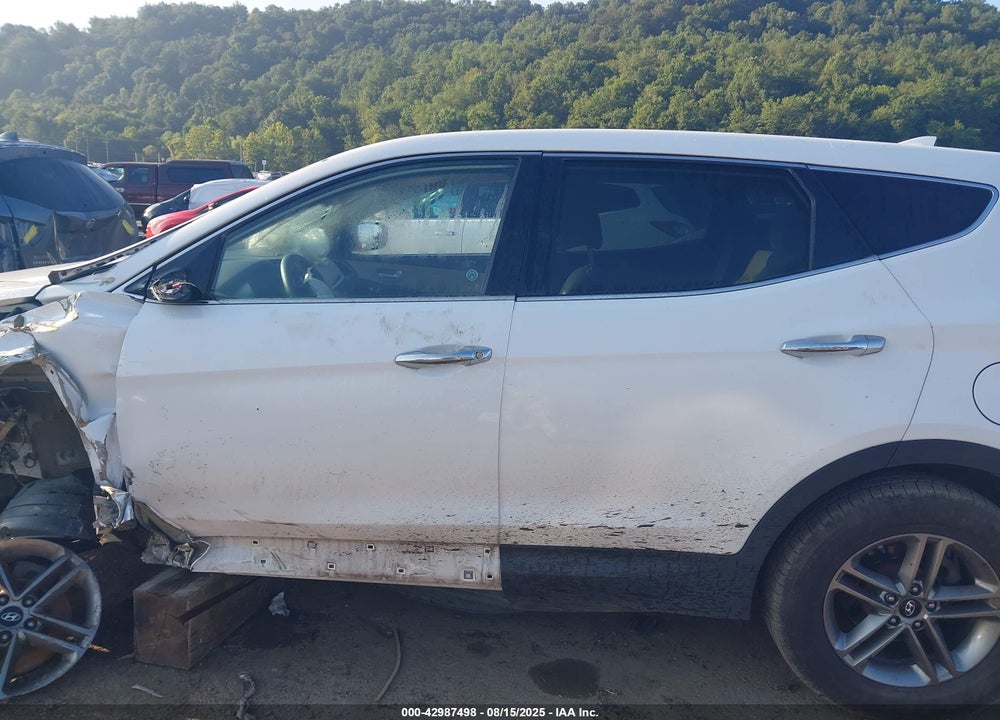2017 HYUNDAI SANTA FE VIN: 5NMZTDLB4HH021190