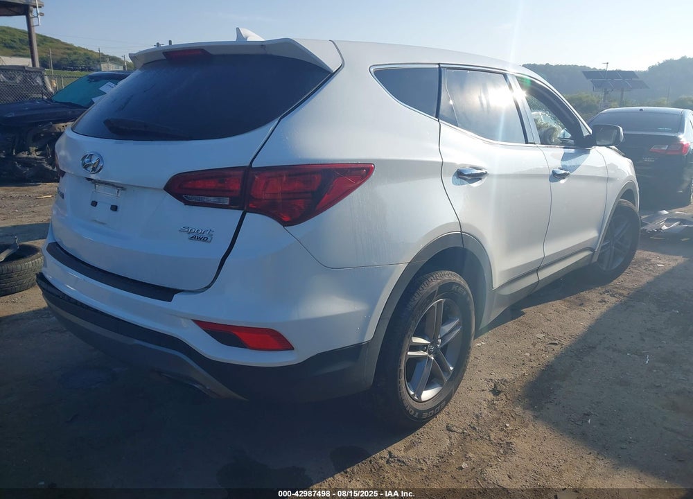 2017 HYUNDAI SANTA FE VIN: 5NMZTDLB4HH021190