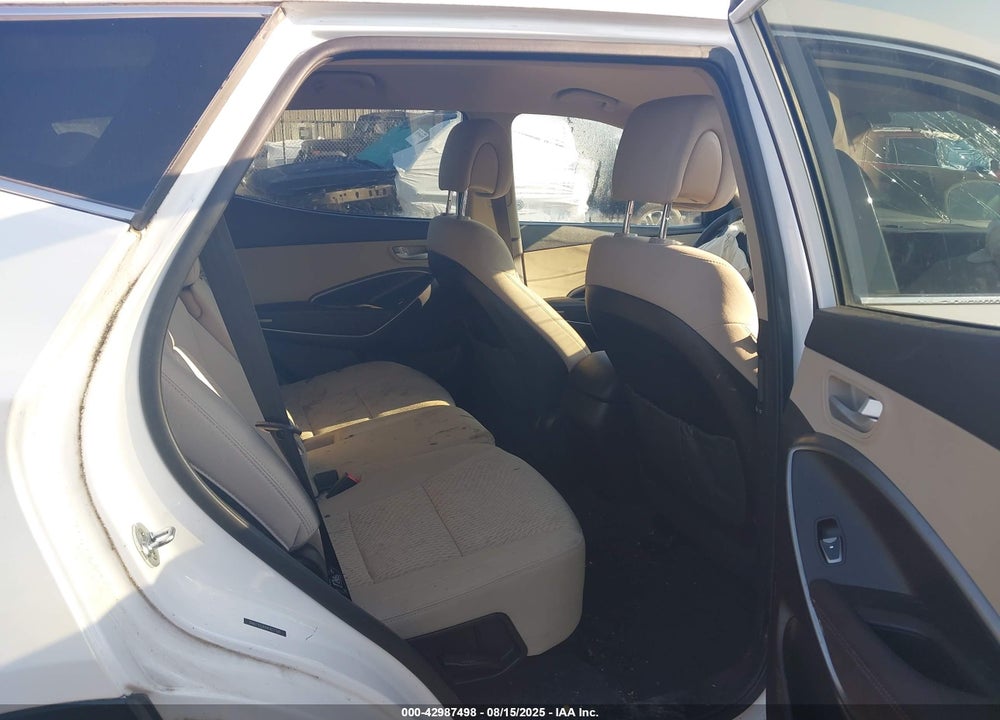 2017 HYUNDAI SANTA FE VIN: 5NMZTDLB4HH021190