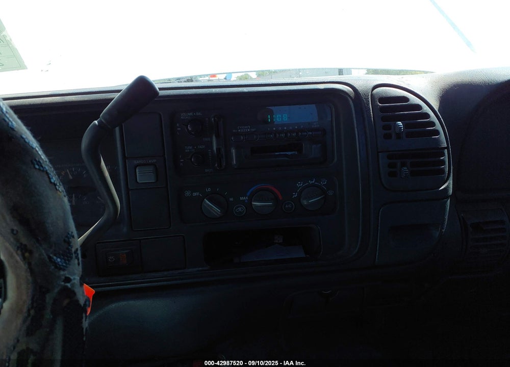 1997 GMC SIERRA 2500 HD SL VIN: 1GTGK24R9VZ516969