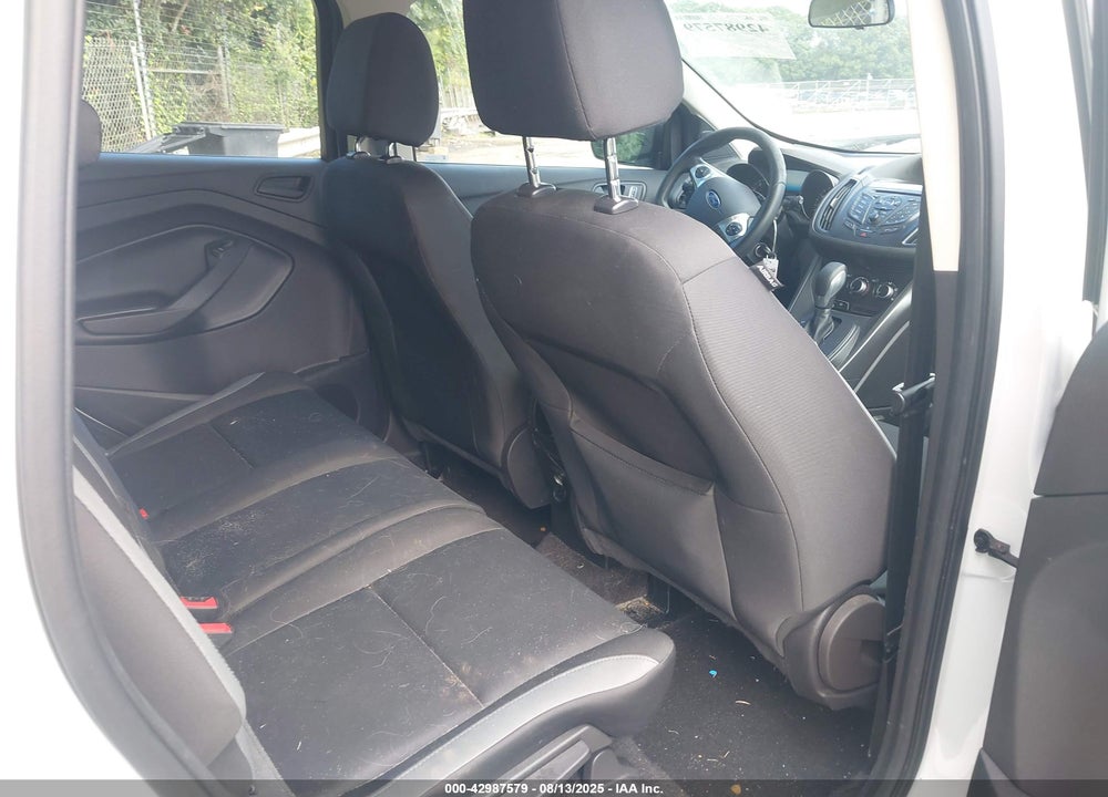 2016 FORD ESCAPE VIN: 1FMCU0F75GUA98477