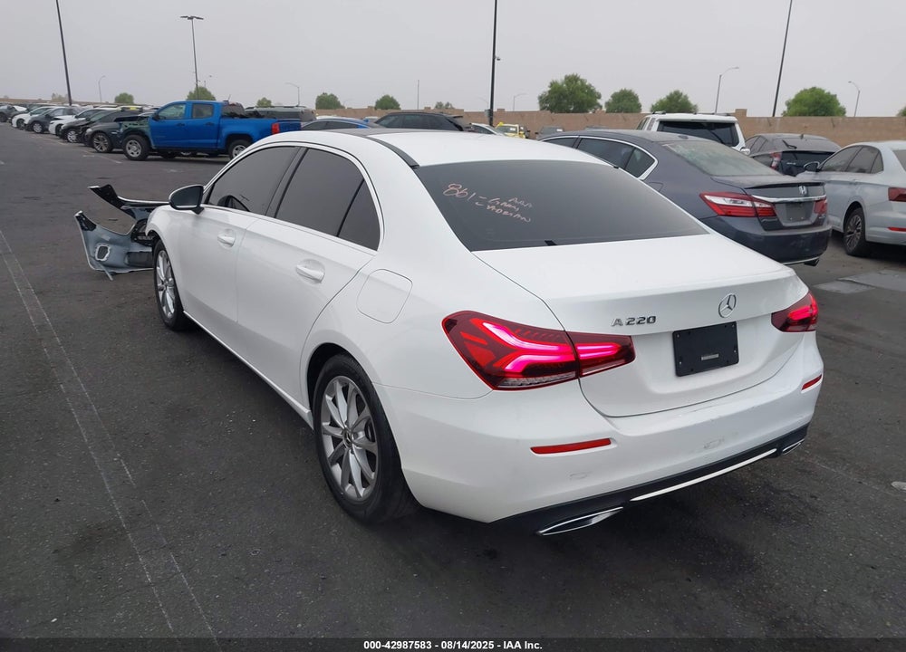 2021 MERCEDES-BENZ A-CLASS VIN: W1K3G4EB8MJ313068