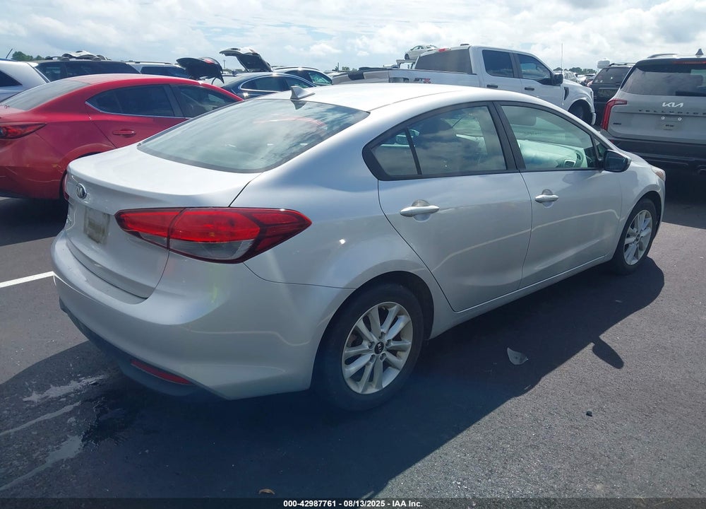 2017 KIA FORTE LX VIN: 3KPFL4A76HE016971