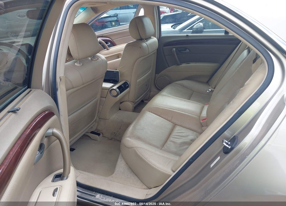 2008 ACURA RL 3.5 VIN: JH4KB16538C000532