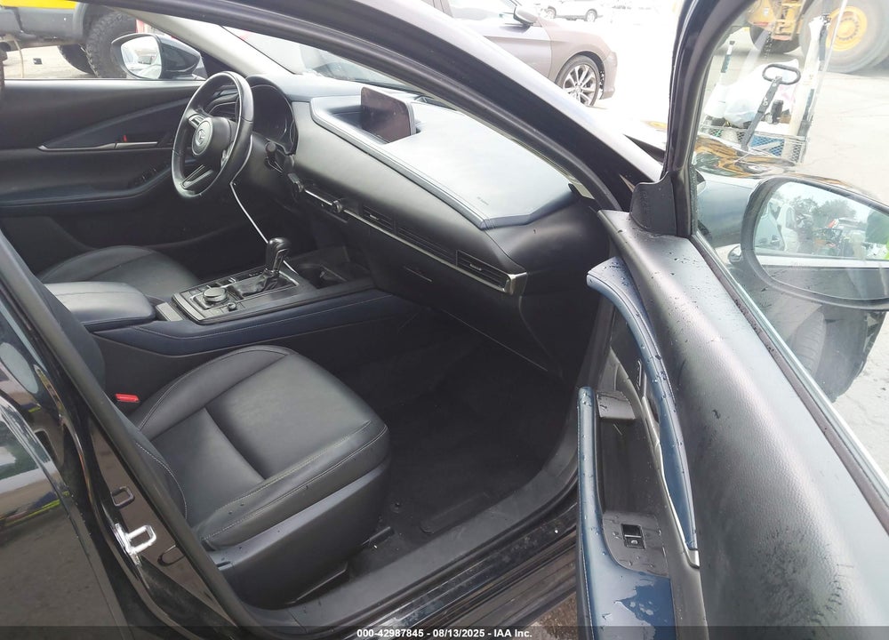 2020 MAZDA CX-30 VIN: 3MVDMACL8LM120422