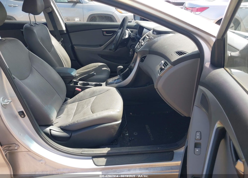 2013 HYUNDAI ELANTRA VIN: KMHDH4AE7DU970868